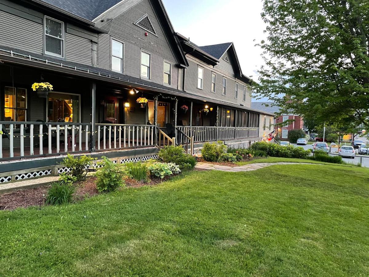 Smugglers Notch Inn Jeffersonville ภายนอก รูปภาพ
