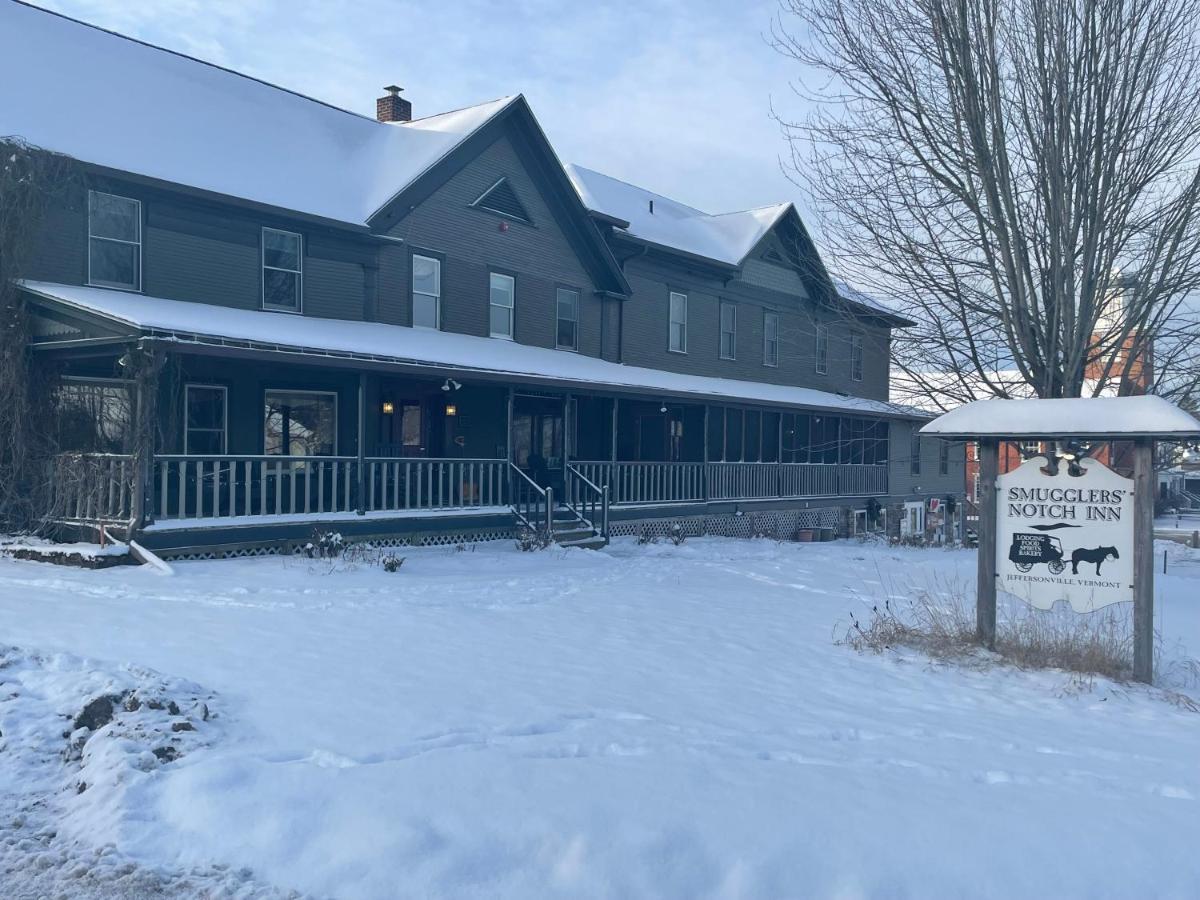 Smugglers Notch Inn Jeffersonville ภายนอก รูปภาพ
