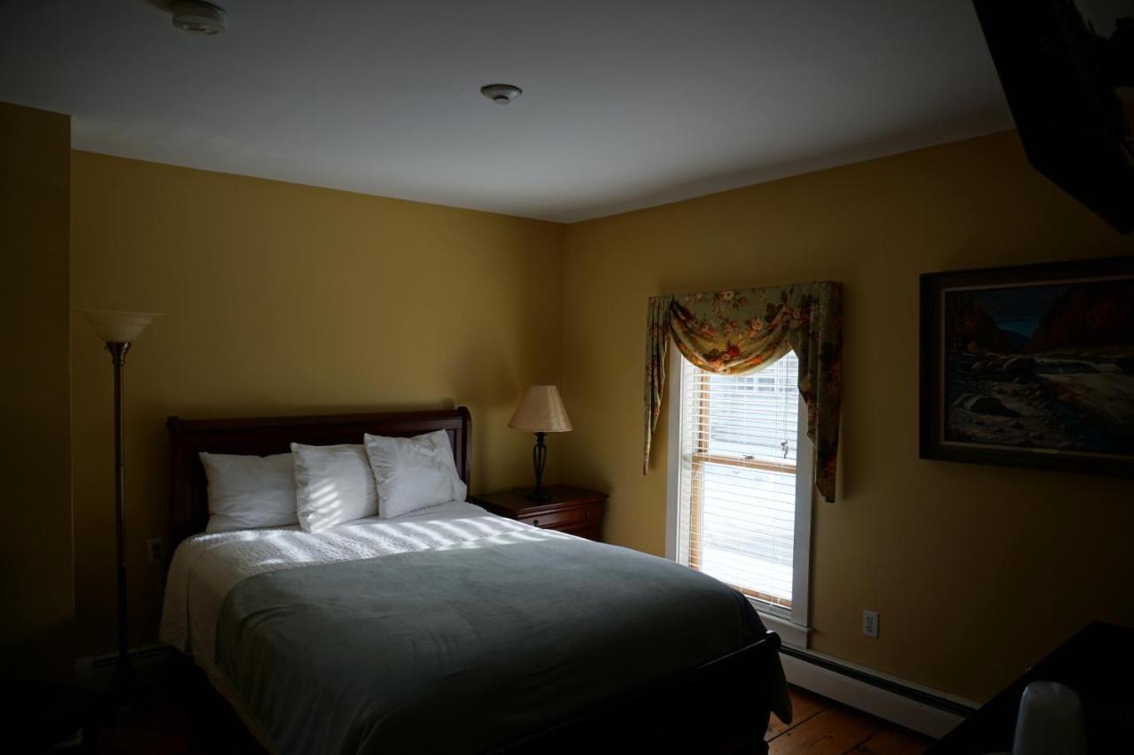 Smugglers Notch Inn Jeffersonville ภายนอก รูปภาพ